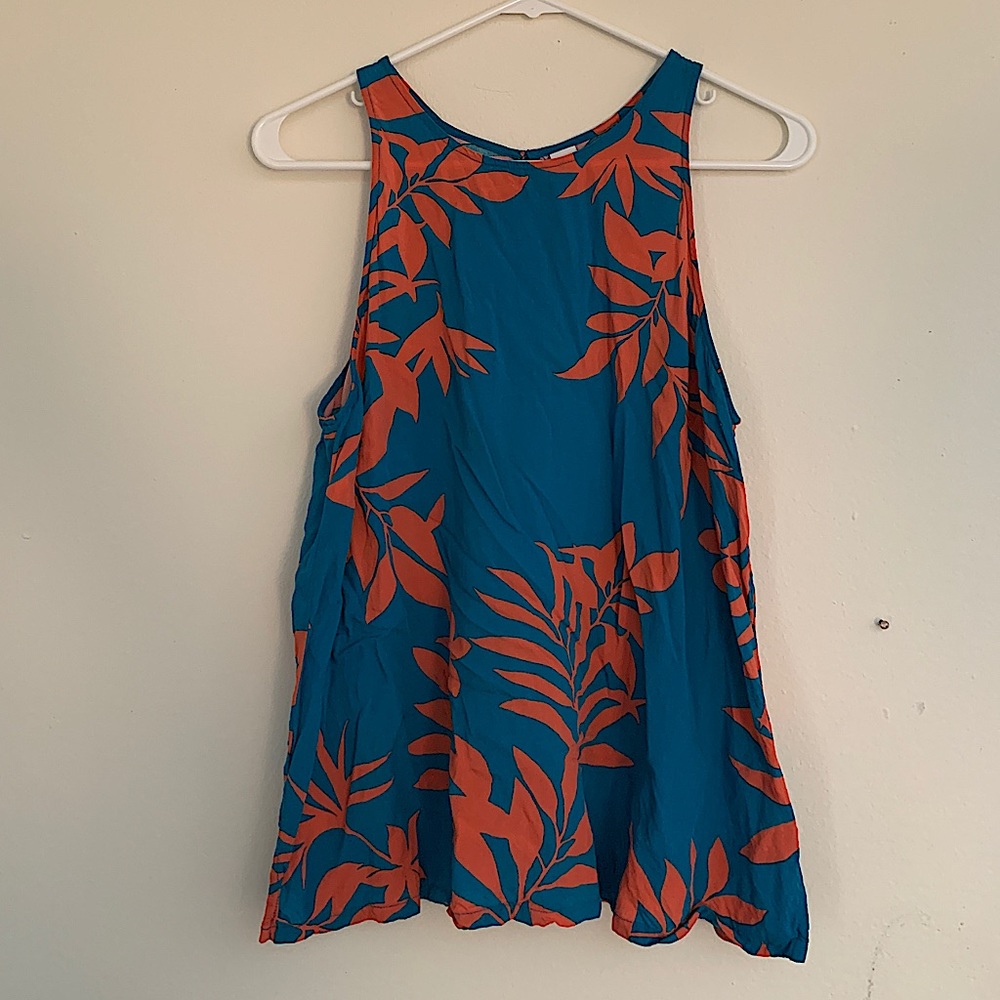 Old Navy Sleeve-less Top